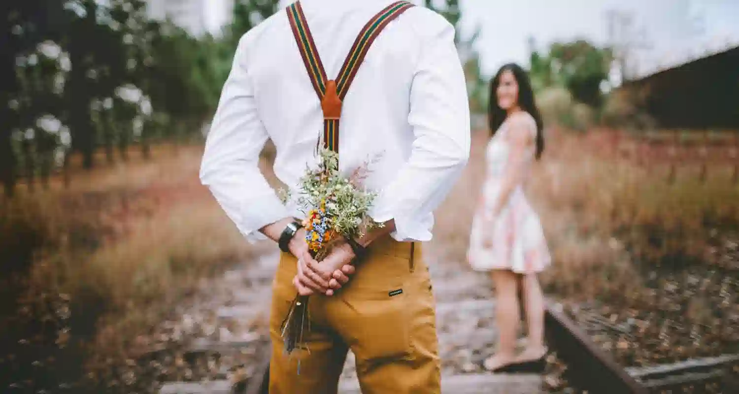 5 cose che fanno gli uomini realmente innamorati