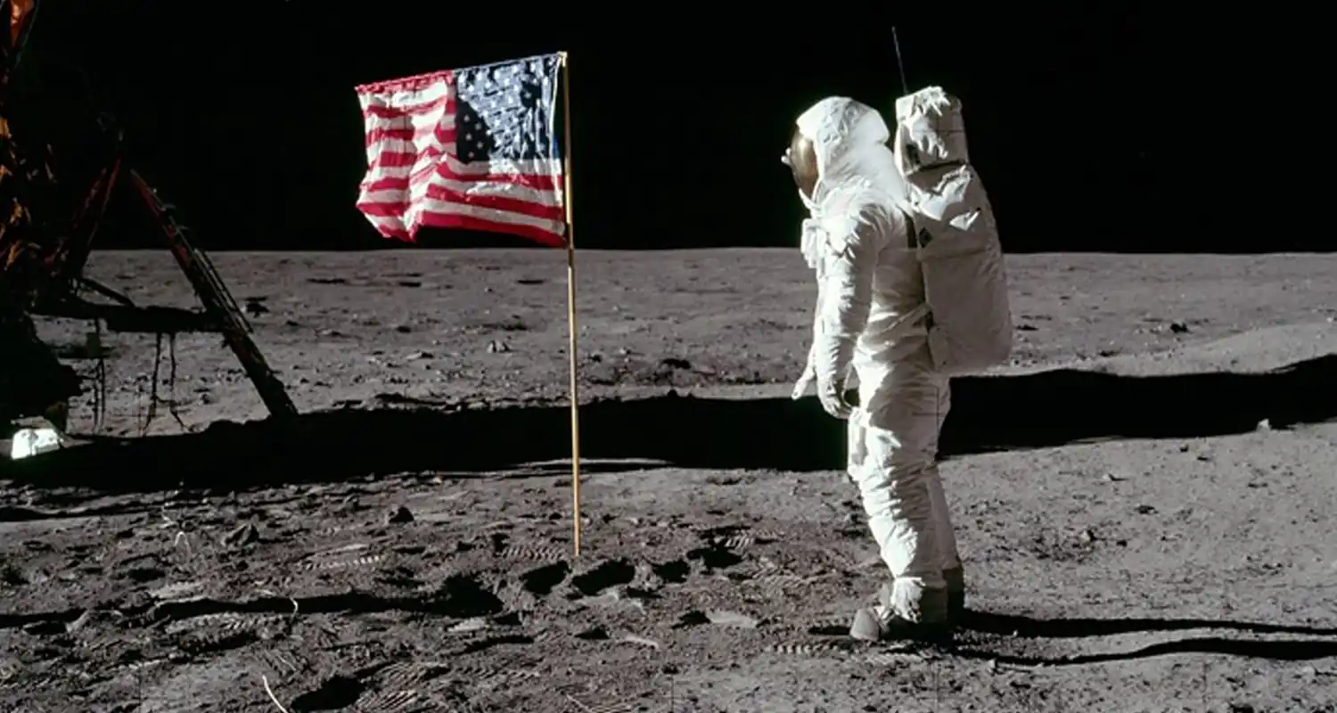 Apollo 11 Domande e risposte sul falso allunaggio