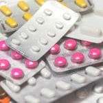 gli italiani sempre piu spesso si affidano a una farmacia online