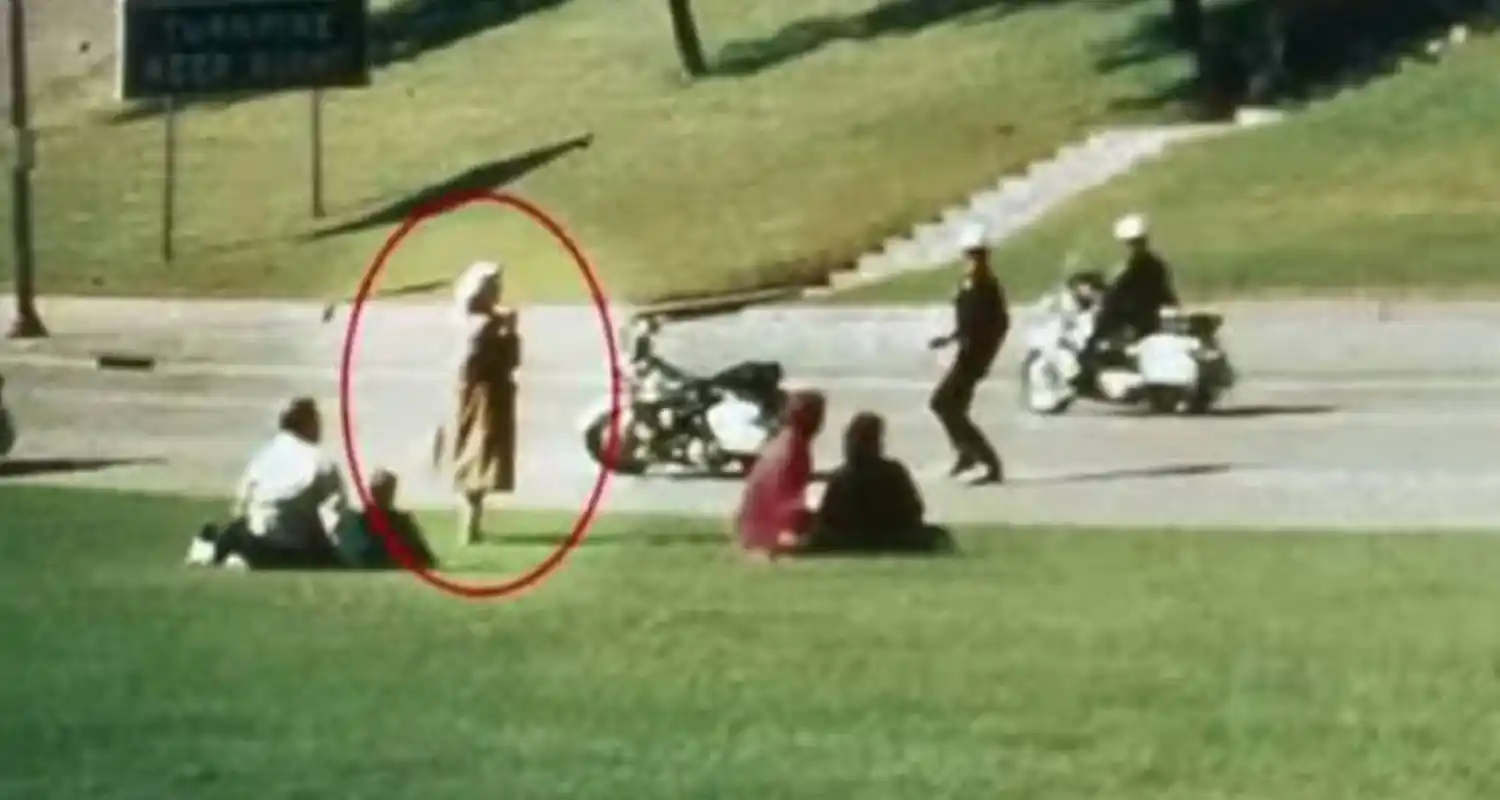 Lady Babushka la misteriosa donna de assassinio di Kennedy