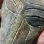 Antico manufatto dal volto alieno ritrovato in Bulgaria