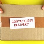 Ordina un prodotto nel pacco trova un tampone gia usato per il Covid