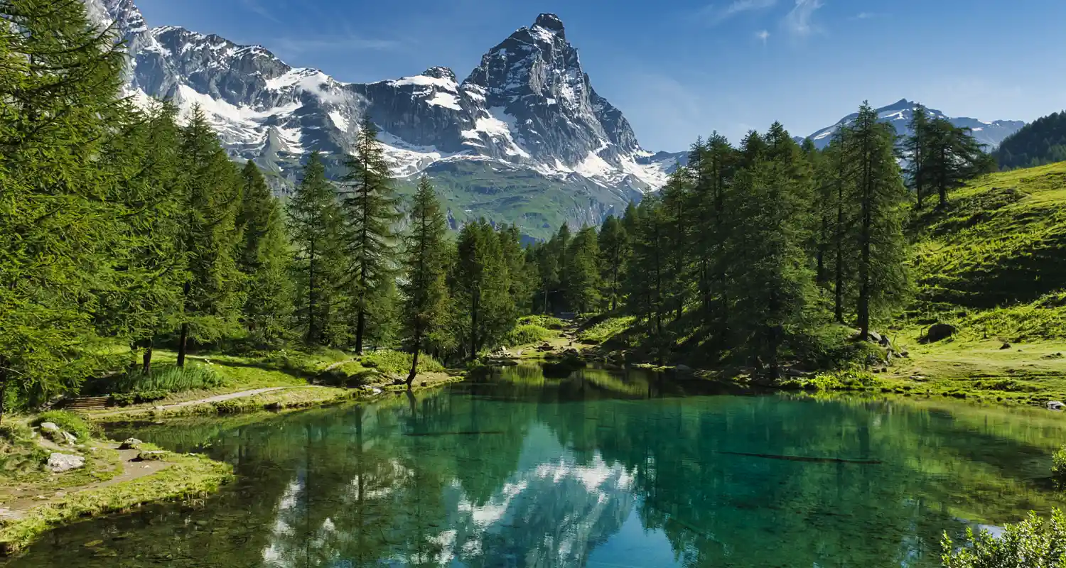 Si sciolgono i ghiacciai sulle Alpi cambiano i confini italiani