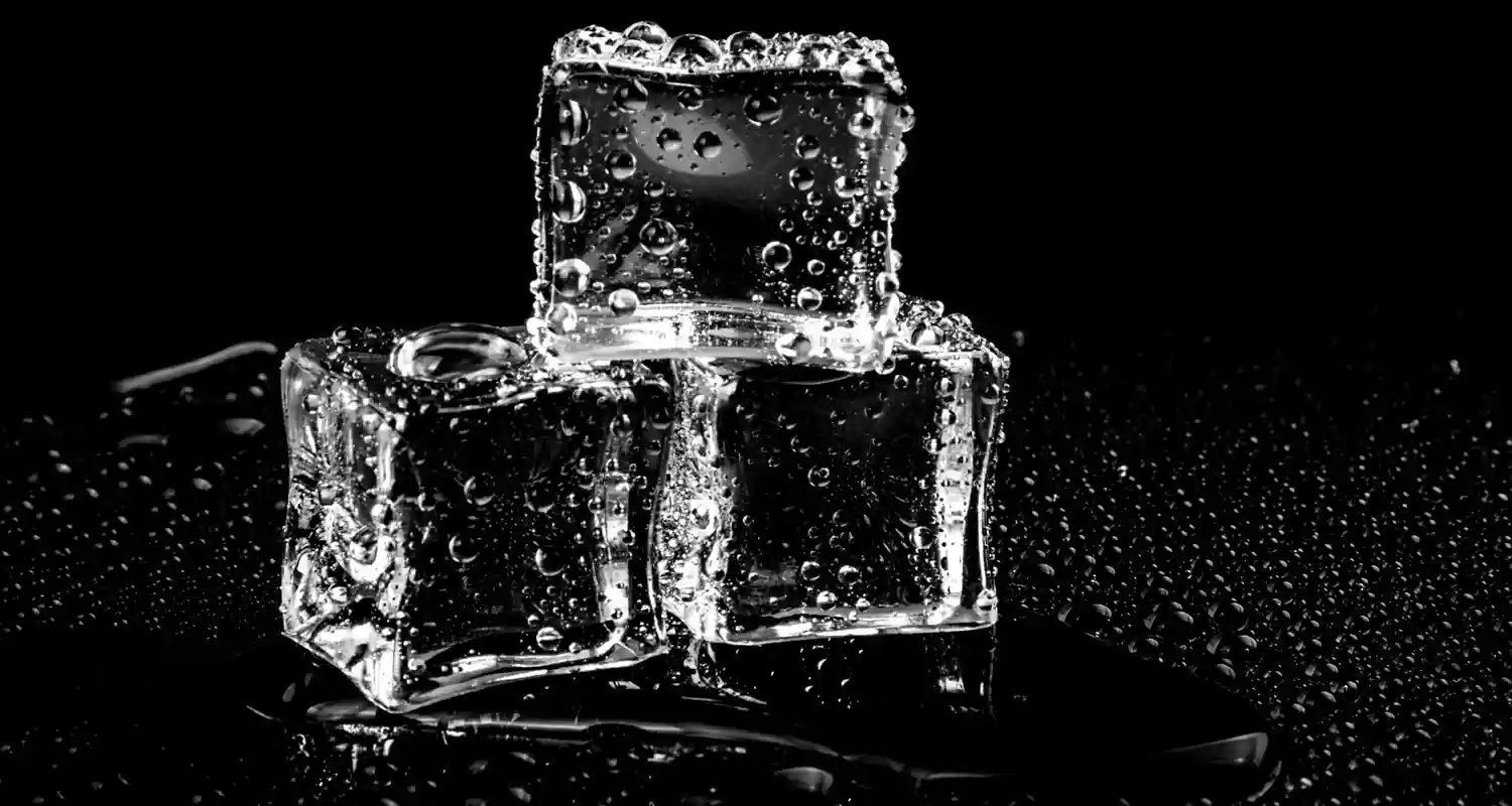 Per la siccita in Spagna i bar non hanno cubetti di ghiaccio