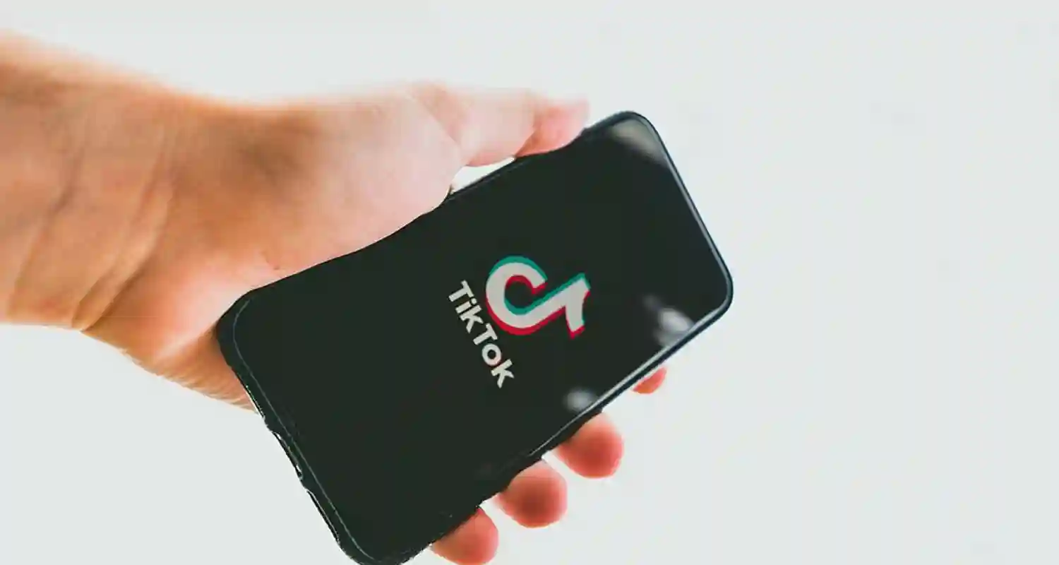 TikTok ti spia attraverso il suo browser web?