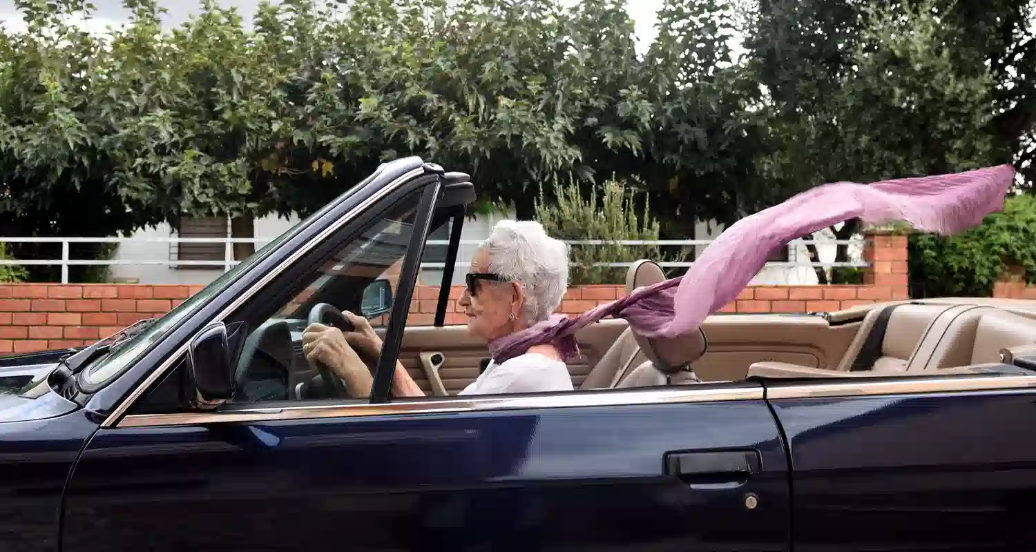 70enne guida contromano su autostrada