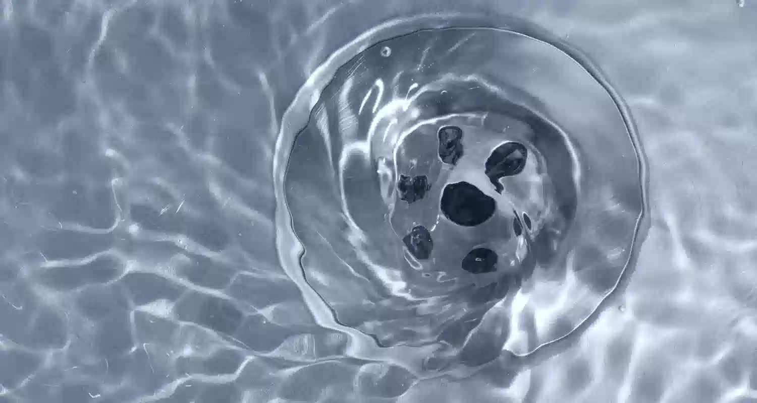 vero che acqua gira in senso contrario cambiando emisfero