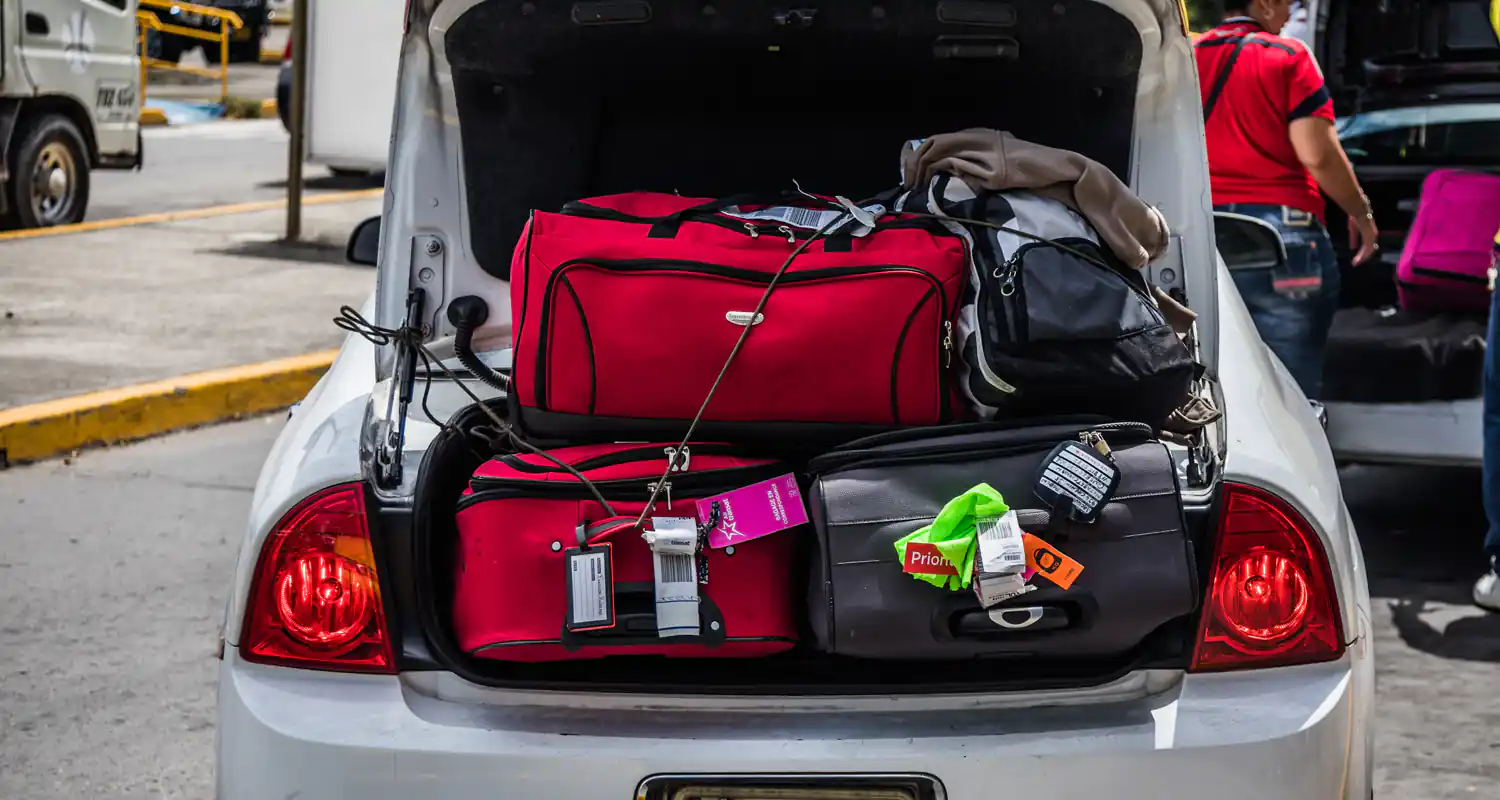 Fermati alla frontiera erano in 23 in auto