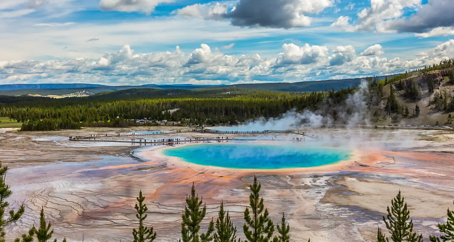 Scoperto qualcosa di strano sotto Yellowstone