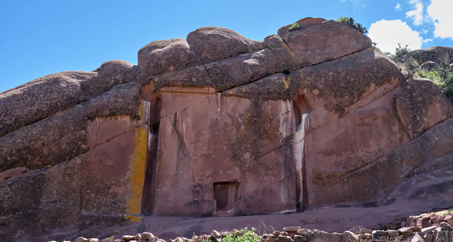 Aramu Muru Il mistero della porta degli Dei in Peru