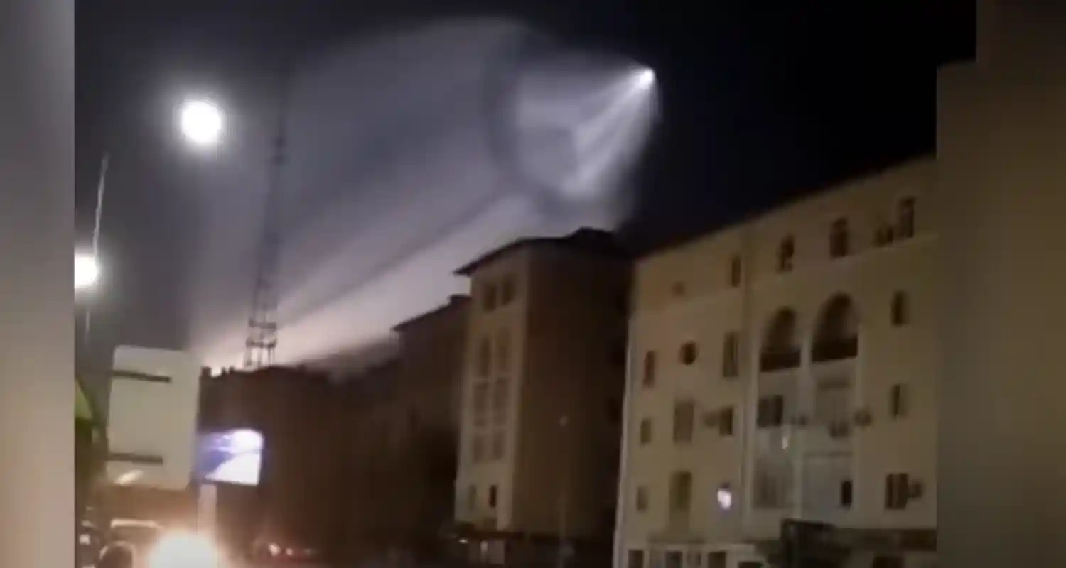 Quei lampi nel cielo prima del terremoto in Turchia