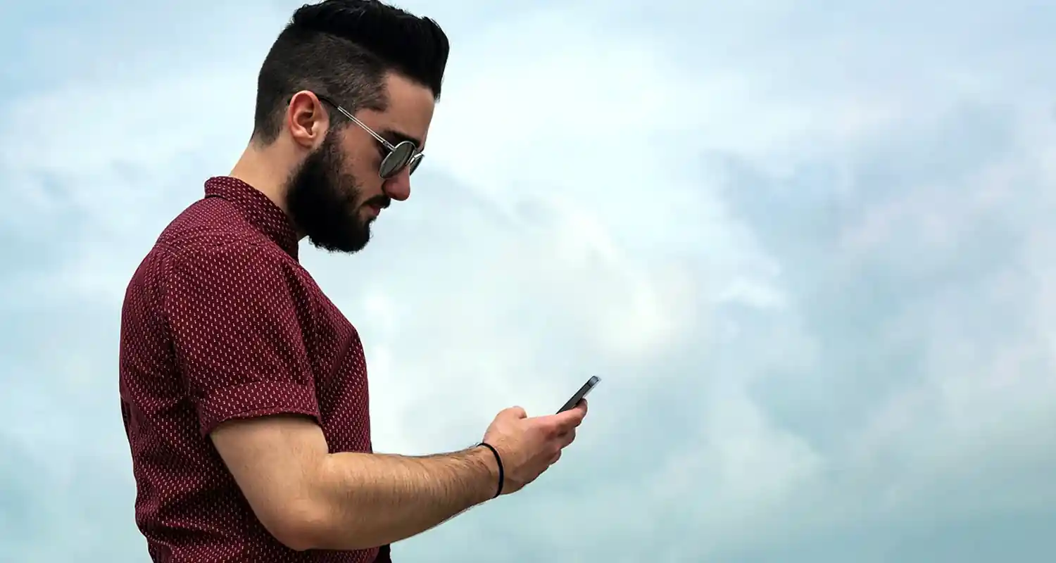 Stati Uniti controllano i profili social di chi vuole il visto per entrare