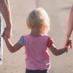 Asilo manda a casa bambina perche vestita in modo inadeguato