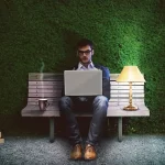 Come tutelare la vista quando si e di fronte al PC per troppo tempo