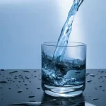 Morta per aver bevuto troppa acqua ecco quando puo succedere