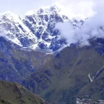 Scala il monte Everest in 14 ore da sola