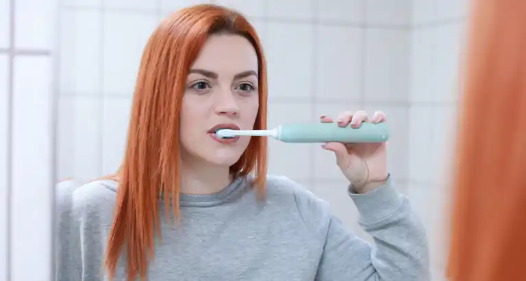 E’ giusto lavarsi i denti dopo aver fatto colazione?
