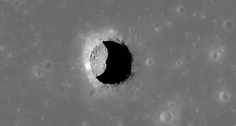 Esiste un misterioso tunnel sotto la superficie della luna