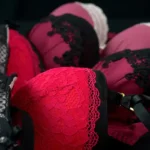 Influencer di OnlyFans va in pensione a 28 anni