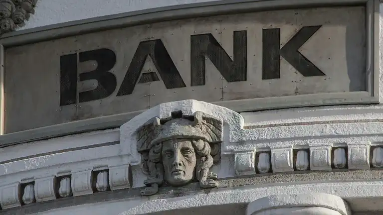 La finta banca che ha Ingannato una intera città