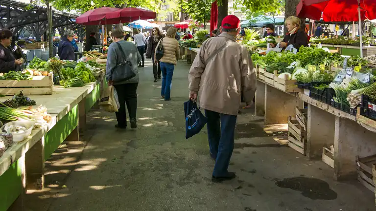 Come uno Smartphone Può Verificare la Freschezza del Latte Senza Aprire la Confezione