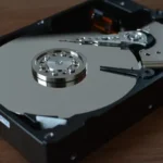 Disco rigido con 569 milioni di euro in Bitcoin gettato in una discarica