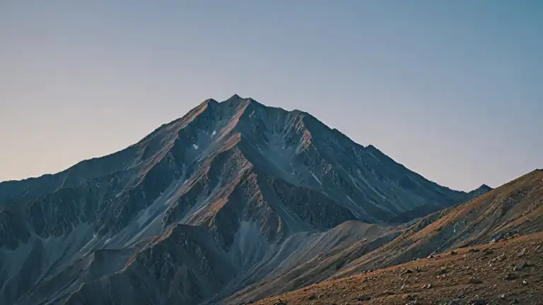 Esistono montagne 100 volte più alte di Everest