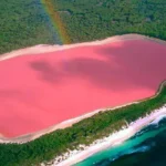 Il Fascino Soprannaturale del Lago Hillier in Australia