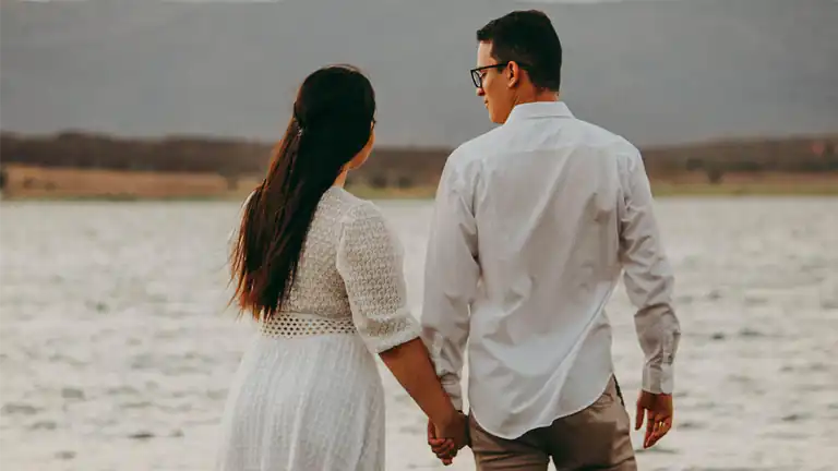 Perchè gli uomini crescono a ritmo doppio rispetto alle donne