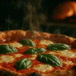 Un primo piano di una pizza Margherita tradizionale