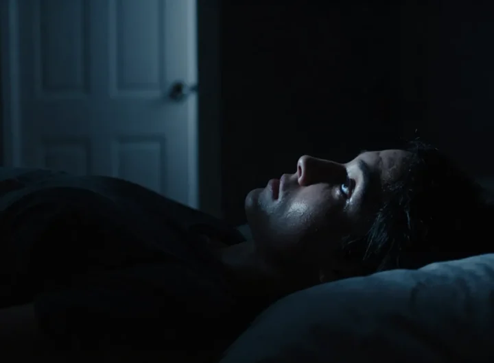 pericoli-luce-accesa-dormire-scienza-sonno